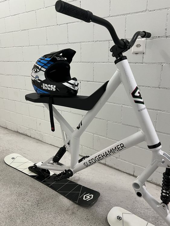Sledgehammer Ski Bike gut erhalten inkl. Helm (NP CHF 800) Kaufen