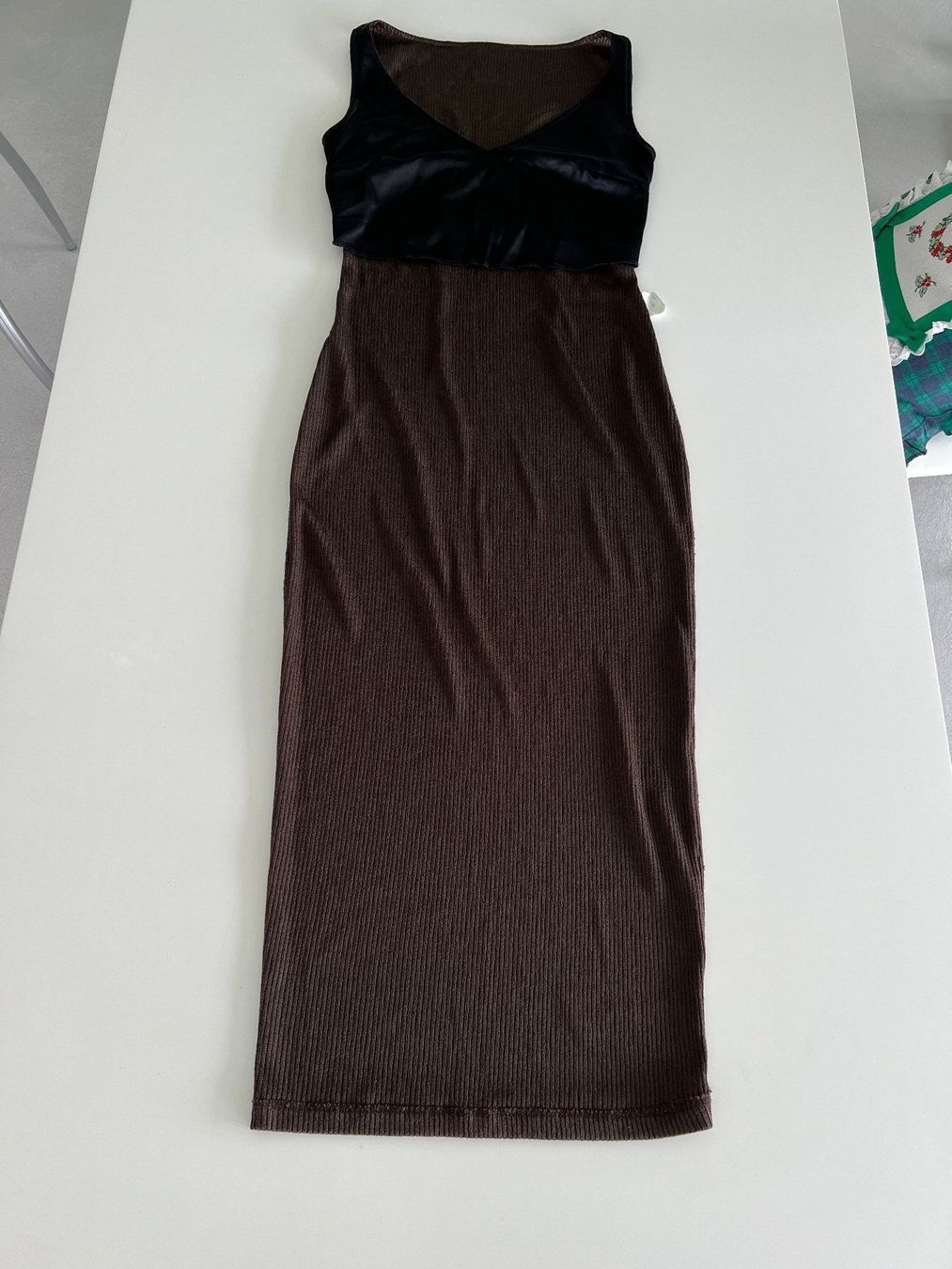 Kleider: Elegante glänzenden brown Jersey AbendKleid – Gebraucht aus Horgen von Esterina 5