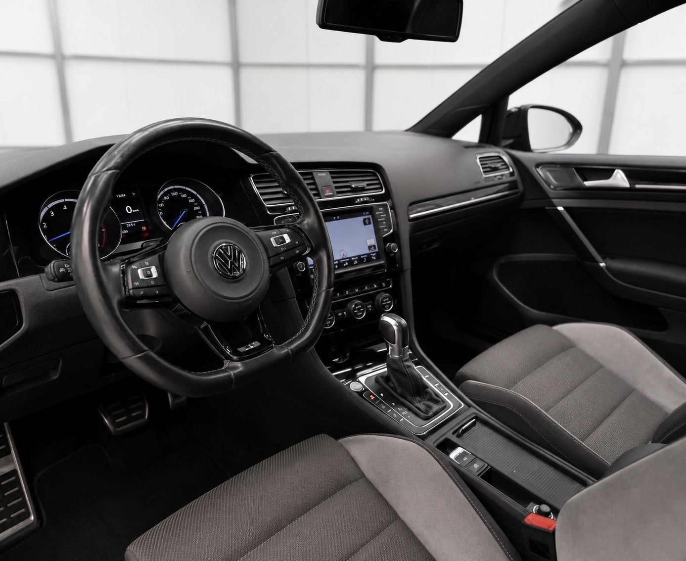 VW Automobili: VW Golf 7R – Usato da Burgdorf venduto da lar_d728 4