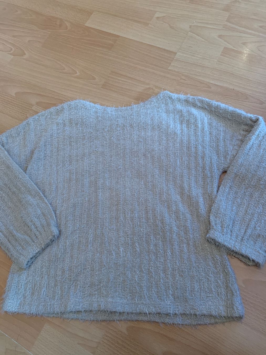 Pullover & Sweatshirts: Joli pull Vero Moda taille M – Gebraucht aus MEYRIN von Gwendo10 1