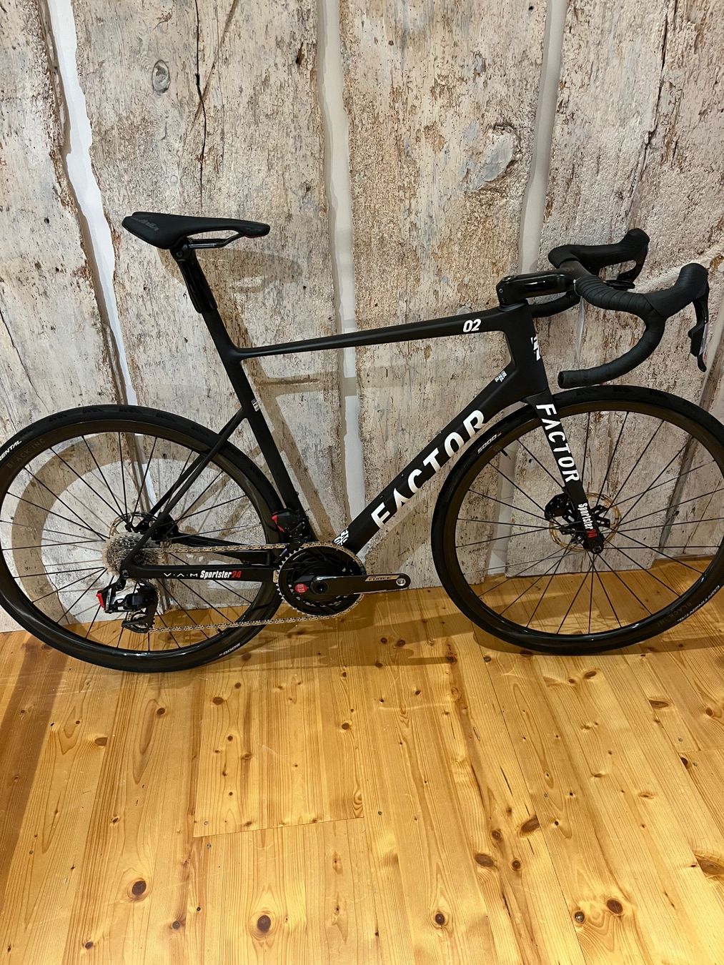 Factor Bikes Biciclette: Factor O2 Vam Costumeized Grösse 56 – Usato da Stallikon venduto da ursmuepa