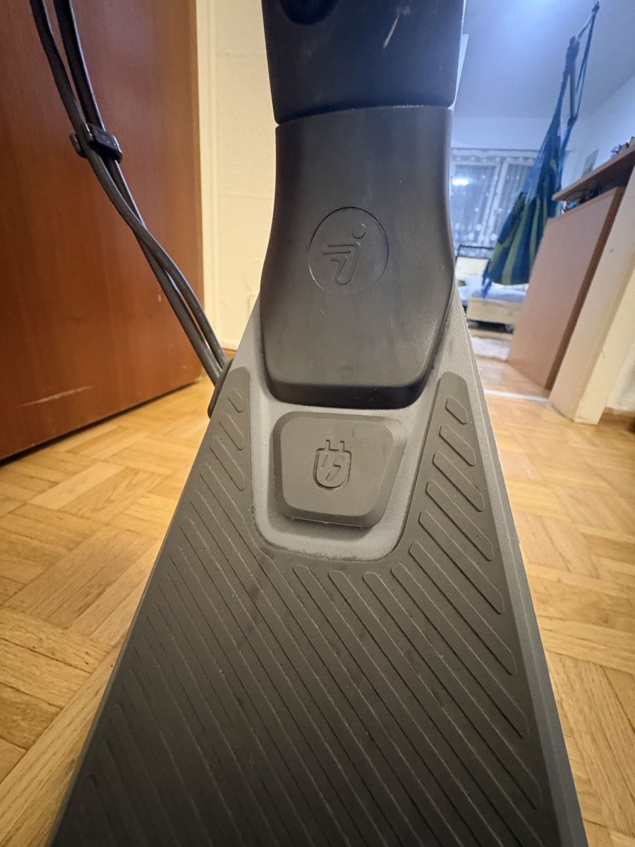 Elektromobile: Ninebot E2 – Neu (gemäss Beschreibung) aus Basel von Dima.K 3