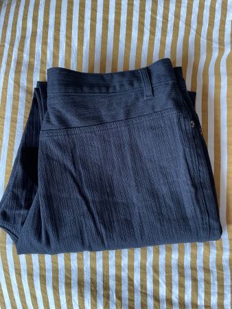 Black stretchy textured pants
