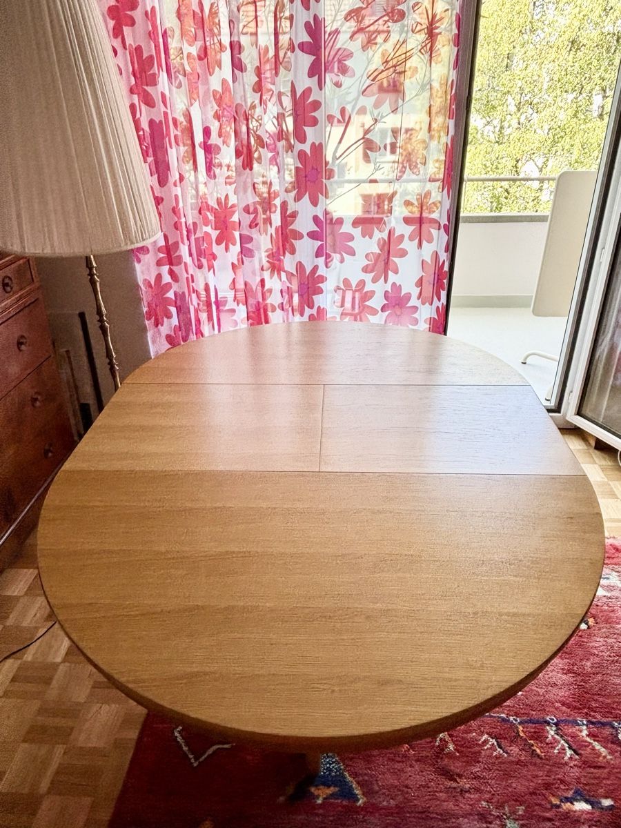 Tavoli: schöner Massivholztisch, oval oder rund – Usato da Bern venduto da Bagira40