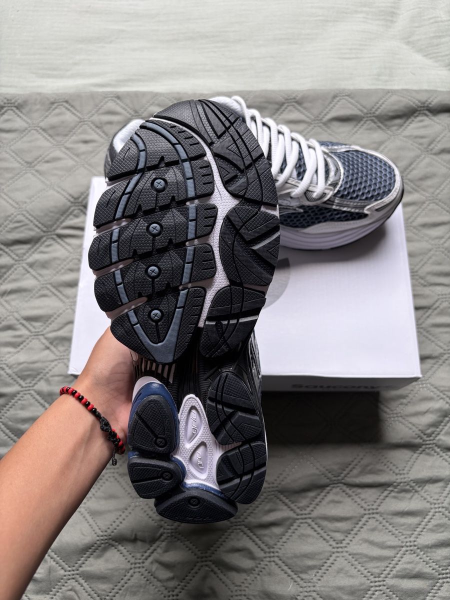 Saucony Scarpe da uomo: Baskets Saucony bleu marine – Nuovo e nell'imballaggio originale da Le Lignon venduto da hzrl 3