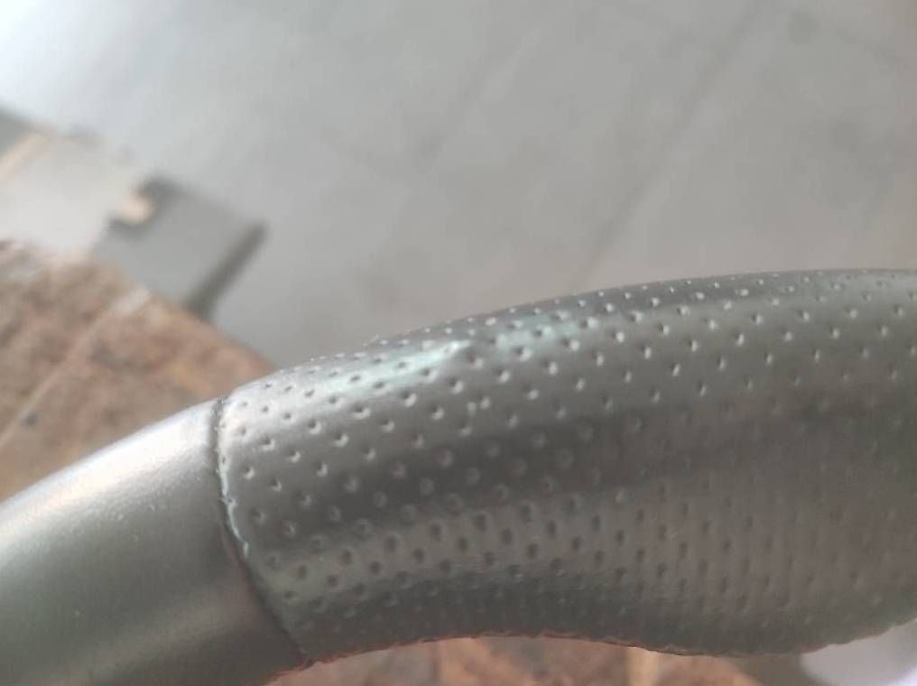 Tutti pezzi di ricambio auto: Bmw E30 M-tech 2 Lenkrad – Usato da Baar venduto da Pascal1339 3