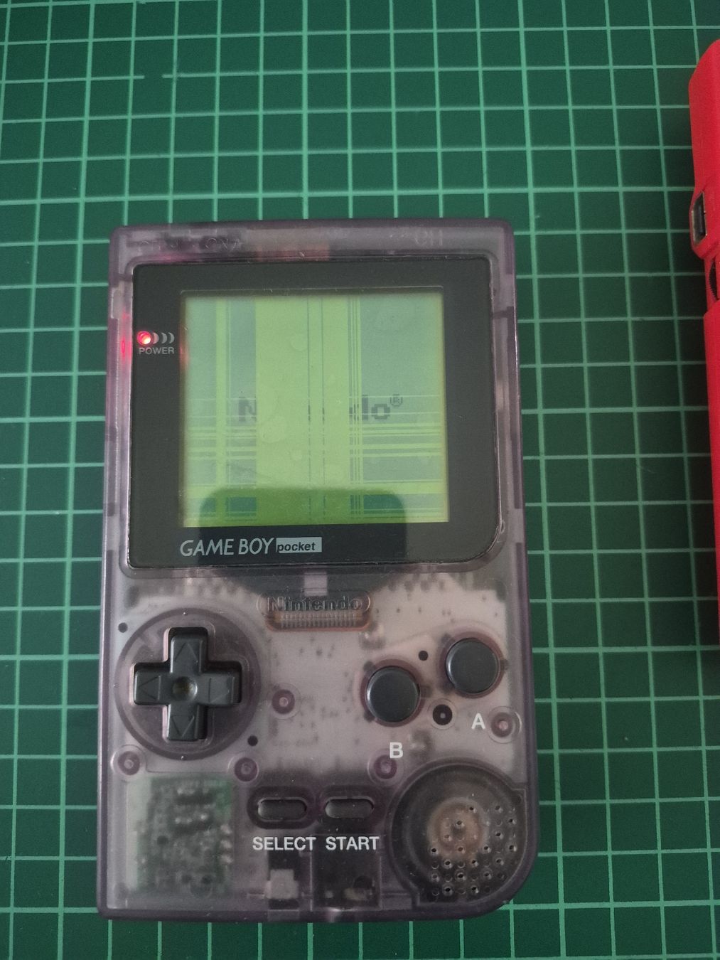 Nintendo Consoles: Nintendo Game Boy Pocket console/ screen defekt  – Défectueux à Meyrin par Retro-GZ