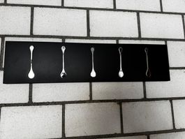 2-er Set Garderobe schwarz mit je 5 und 3 silbrigen Haken