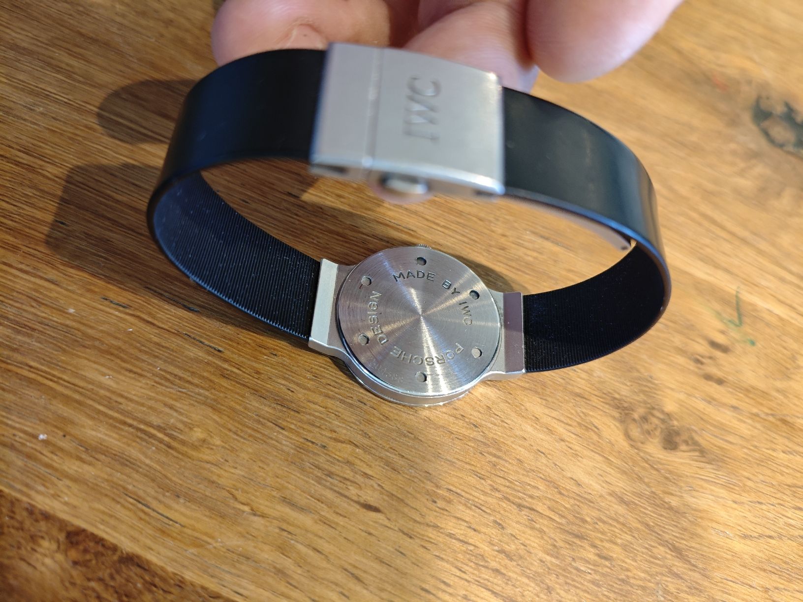 IWC Montres: IWC Porsche Design TOP Zustand – D'occasion à Oberhasli par WvlFiL4 2
