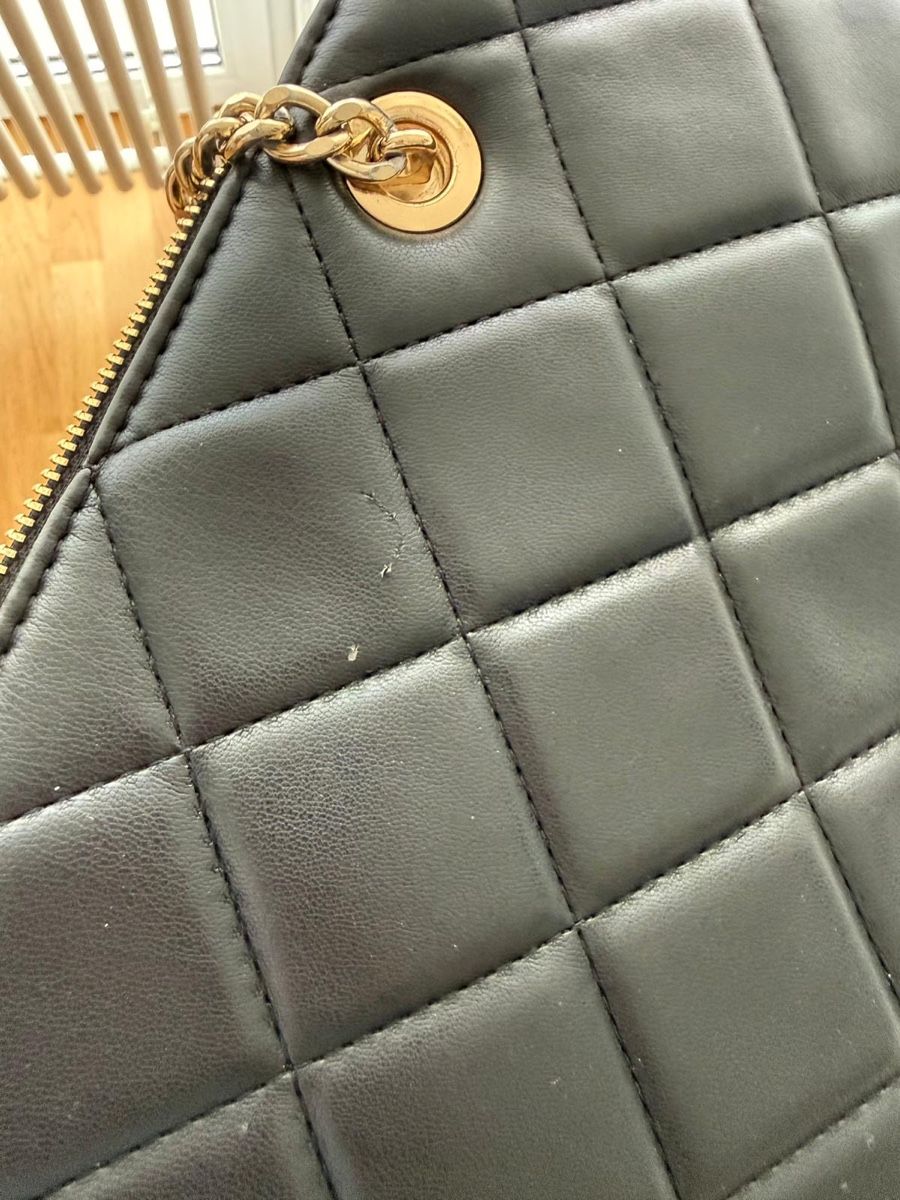 Valentino Borse da donna: Valentino Handtasche schwarz gesteppt mit Kette – Usato da Reinach BL venduto da wen_7bl7 3