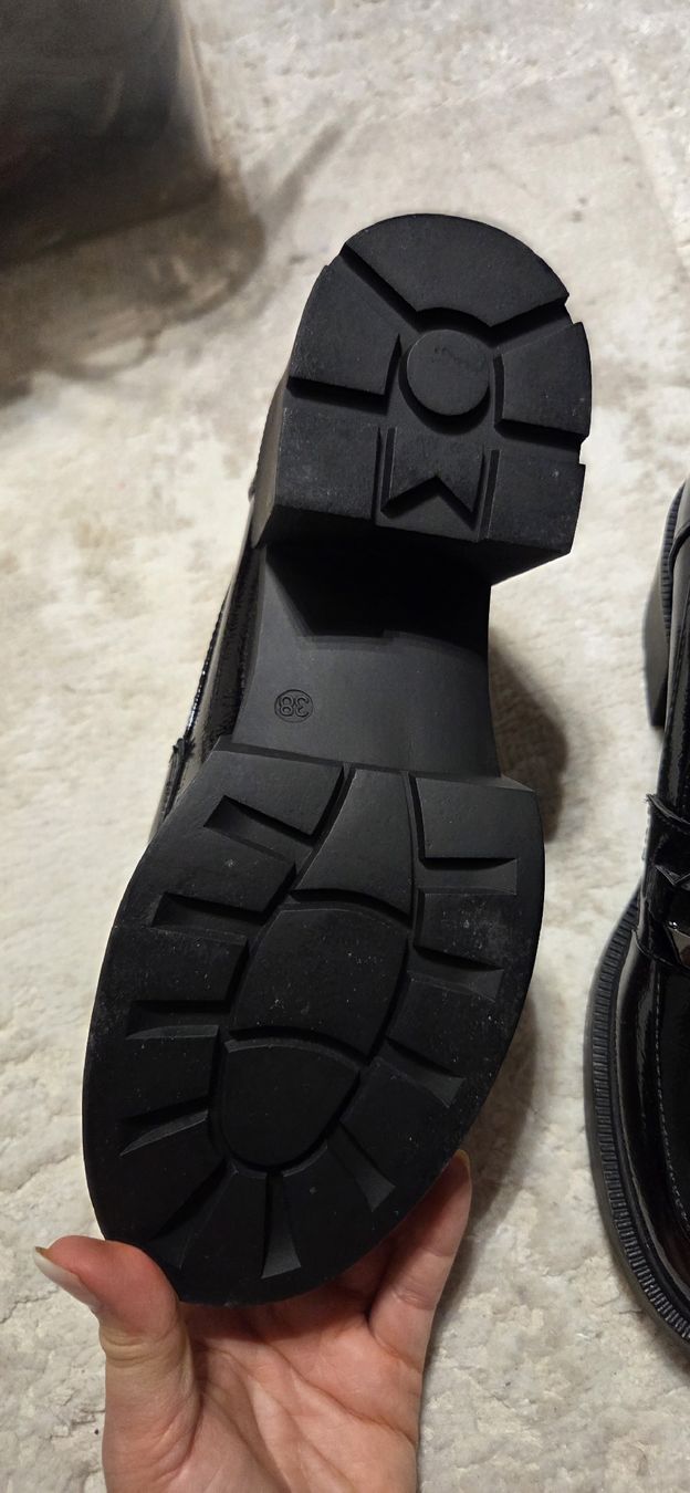 Damenschuhe: Halbschuh Damen schwarz Lack Grösse 38 neu – Neu (gemäss Beschreibung) aus Chur von ali_j9q9 2