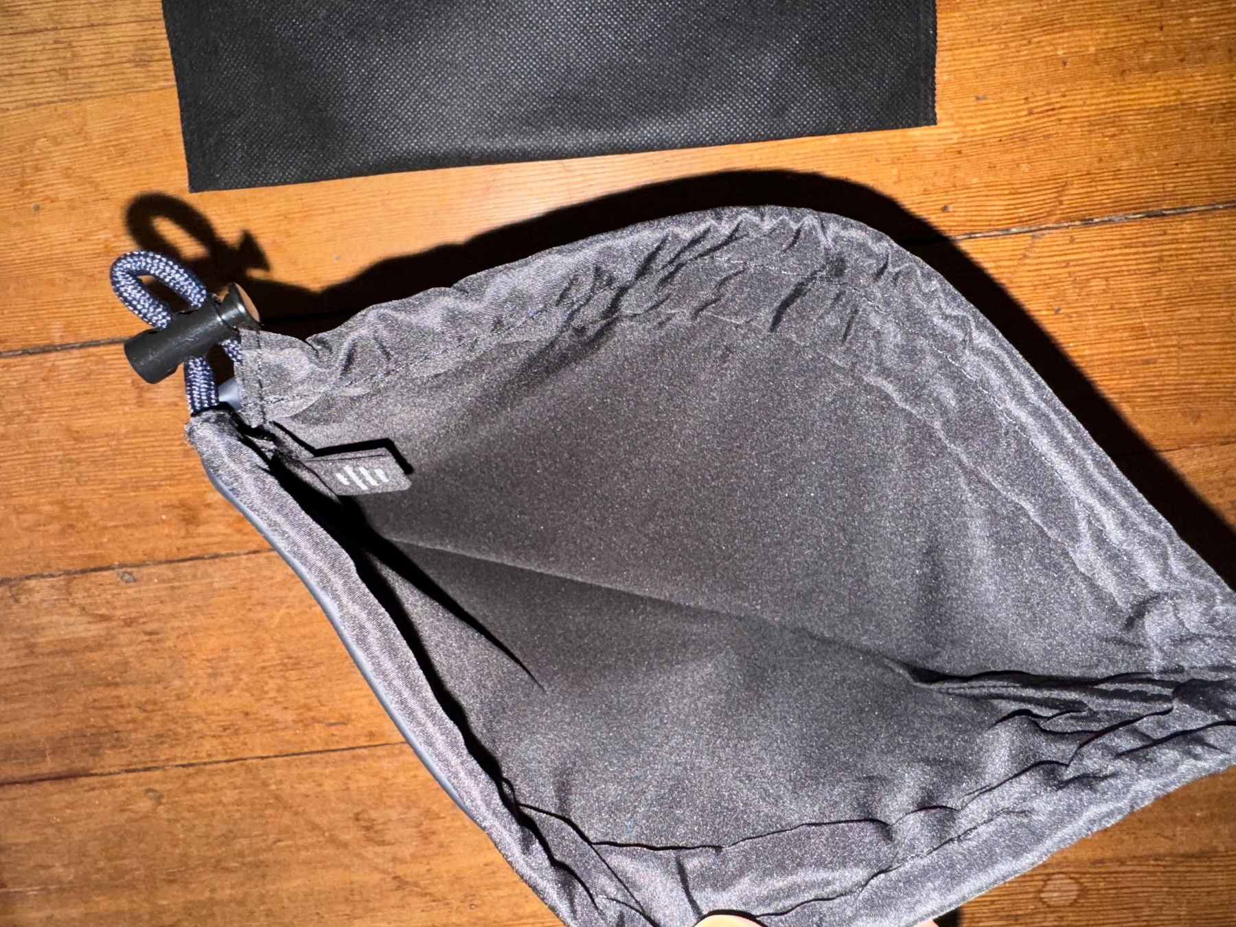 Prada Custodie per cosmetici: prada luna rossa necessaire sac bag waterproof – Nuovo e nell'imballaggio originale da wädenswil venduto da 112345 4