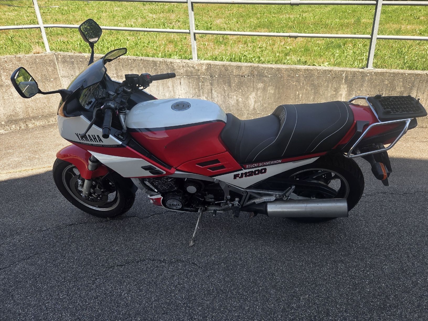 Yamaha Route: Yamaha FJ 1200 mit Veteran eintrag – D'occasion à Ebnet par Volvo.Power 6
