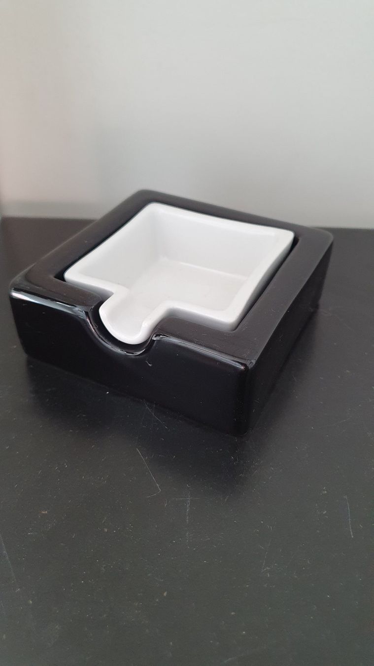 Portacenere: Aschenbecher / Design / Sammler – Usato da Glattfelden venduto da sessa123