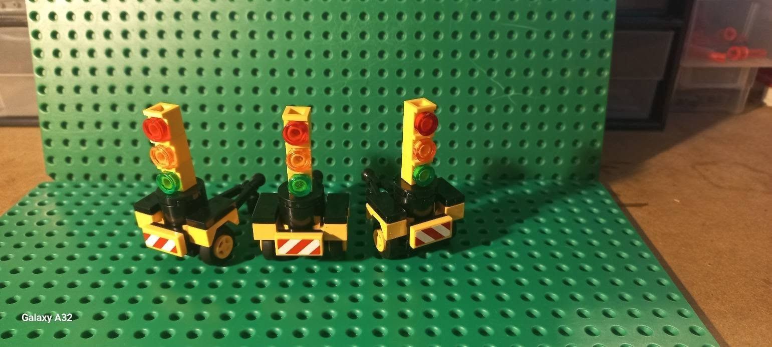 Lego Spielzeuge: Ensemble de feu de circulation Lego – Gebraucht aus La tour de treme von Legocreation82 1
