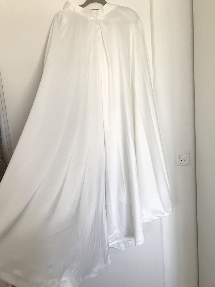 Kleider: Brautkleid Einrock mit Schleppe Neu – Neu (gemäss Beschreibung) aus Dübendorf von nela123 5