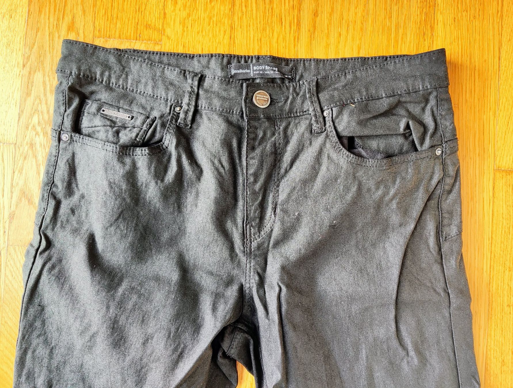 Stradivarius Pantaloni: Pantalon Stradivarius noir Taille M – Usato da Carouge GE venduto da for_8yym 1