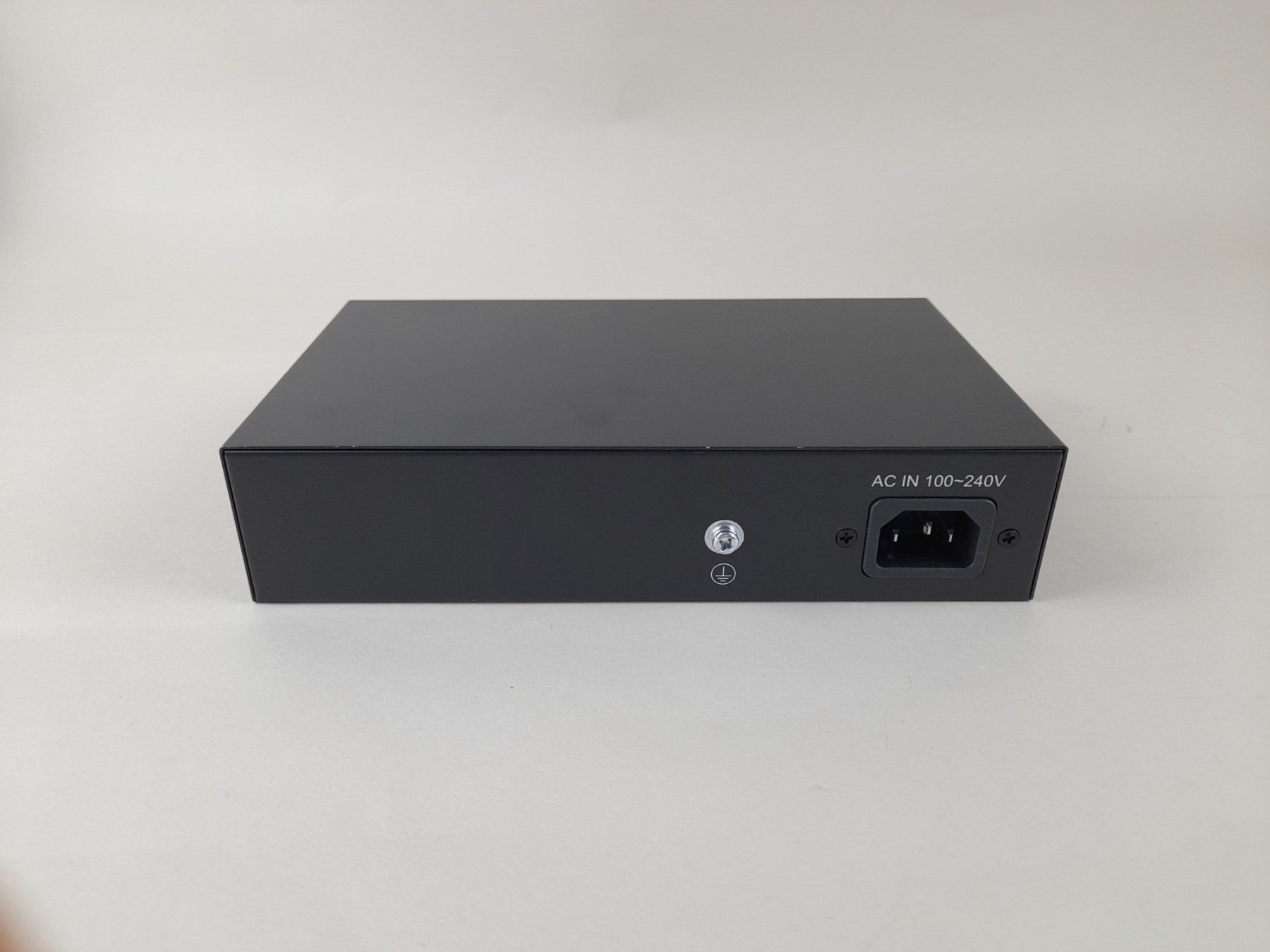 Modem & Router: CUDY FS1006P - 10/100Mbps - PoE + Switch – Usato da Liebefeld venduto da Restwert_Liebefeld 3