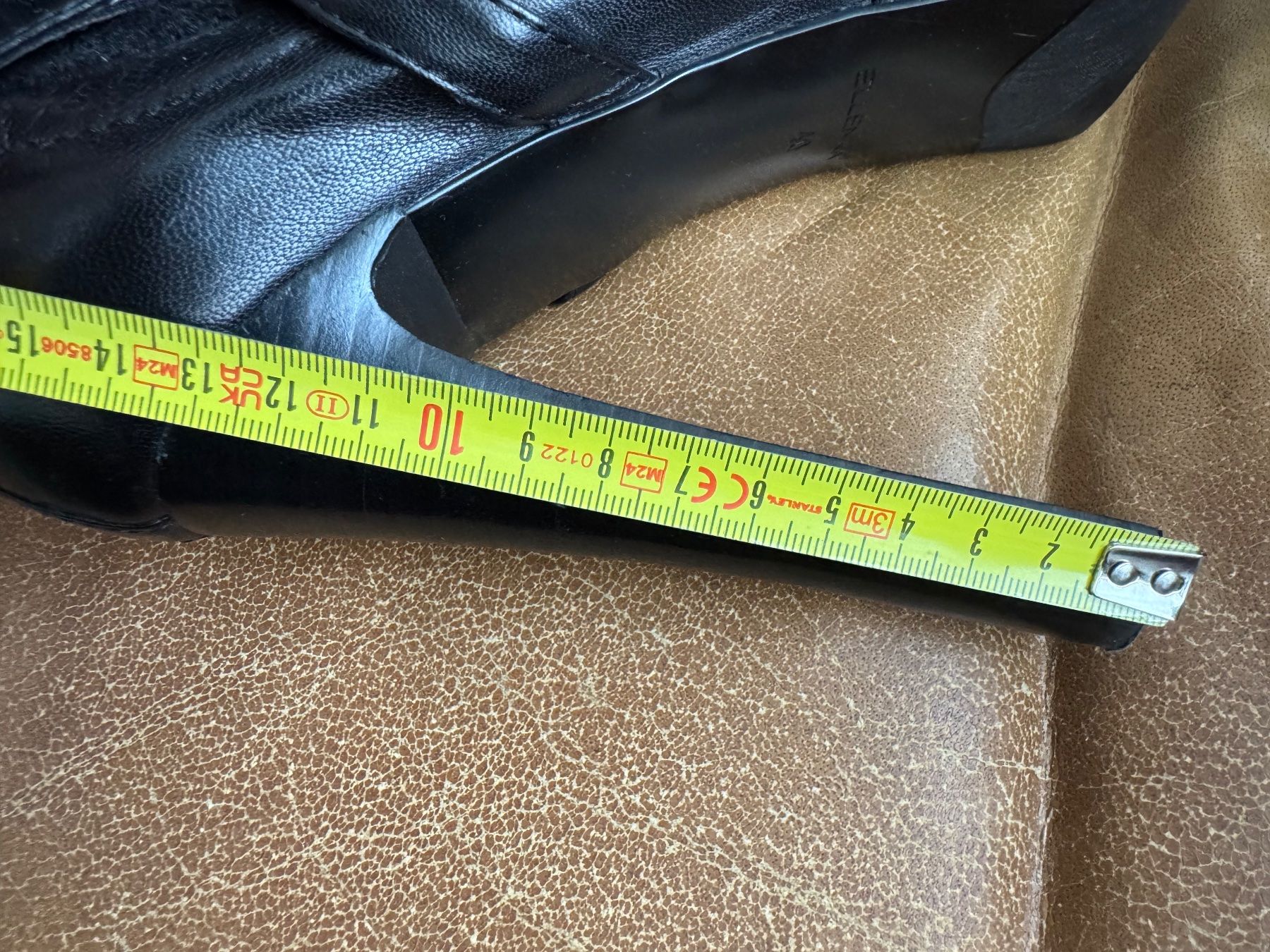 Scarpe da donna: Leder Overknees Stiefel – Usato da Obfelden venduto da cesarina10 5
