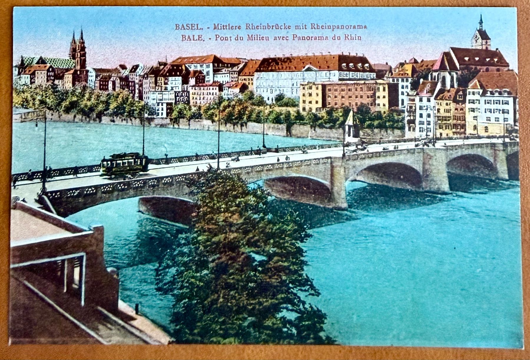 Cartoline postali: AK: BASEL - Tram, Mittlere Rheinbrücke – Usato da Lutry venduto da Ediego