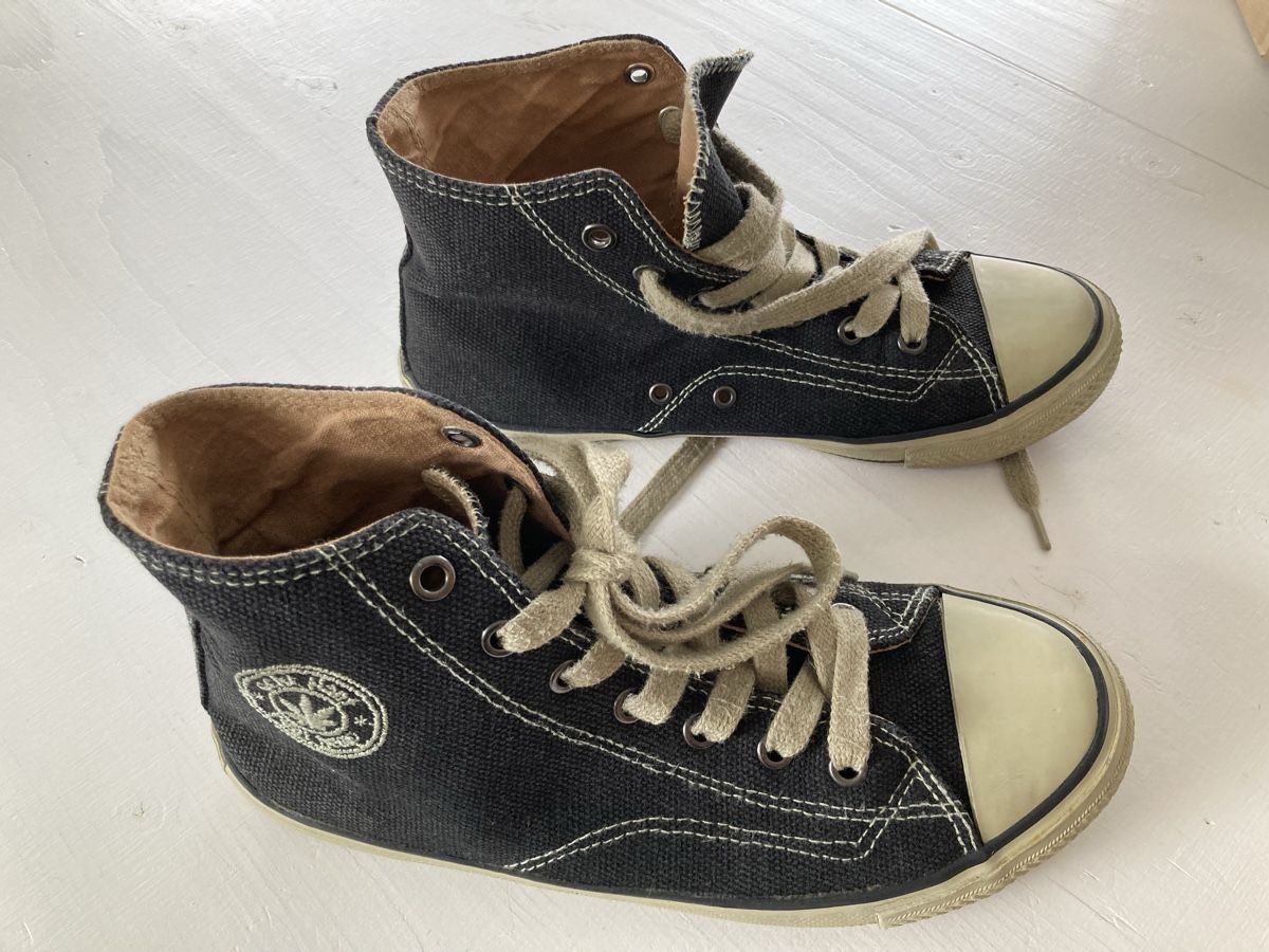 Scarpe da uomo: Hanf Schuhe Gr. 38 schwarz – Usato da Kesswil venduto da Branca-01 1