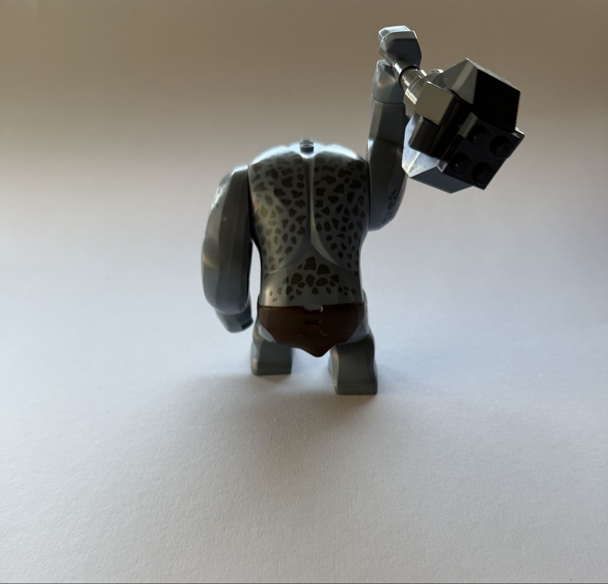 Lego Statuette: LEGO Herr der Ringe Höhlentroll lor027 mit Hammer – Nuovo (secondo la descrizione) da Beinwil am See venduto da Tobi-Wied 1
