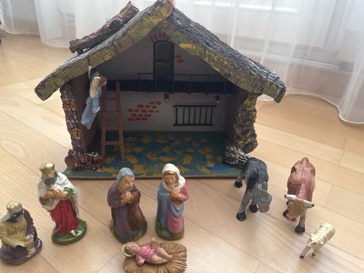 Statuette: Weihnachtskrippe mit Figuren, Handarbeit, Vintage! 49 – Usato da Abtwil SG venduto da ale2002