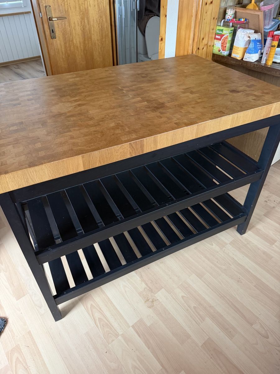 Ikea Komplettküchen: Küchensinsel Ikea Vadholma mit 2 Barhocker – Gebraucht aus Erlinsbach SO von Veelvet42 3