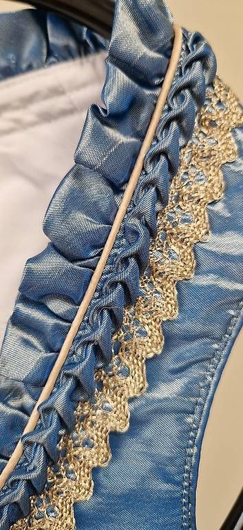 Robes: Wunderschönes Dirndl mit Schürze  – D'occasion à Arbon par Eri17 2
