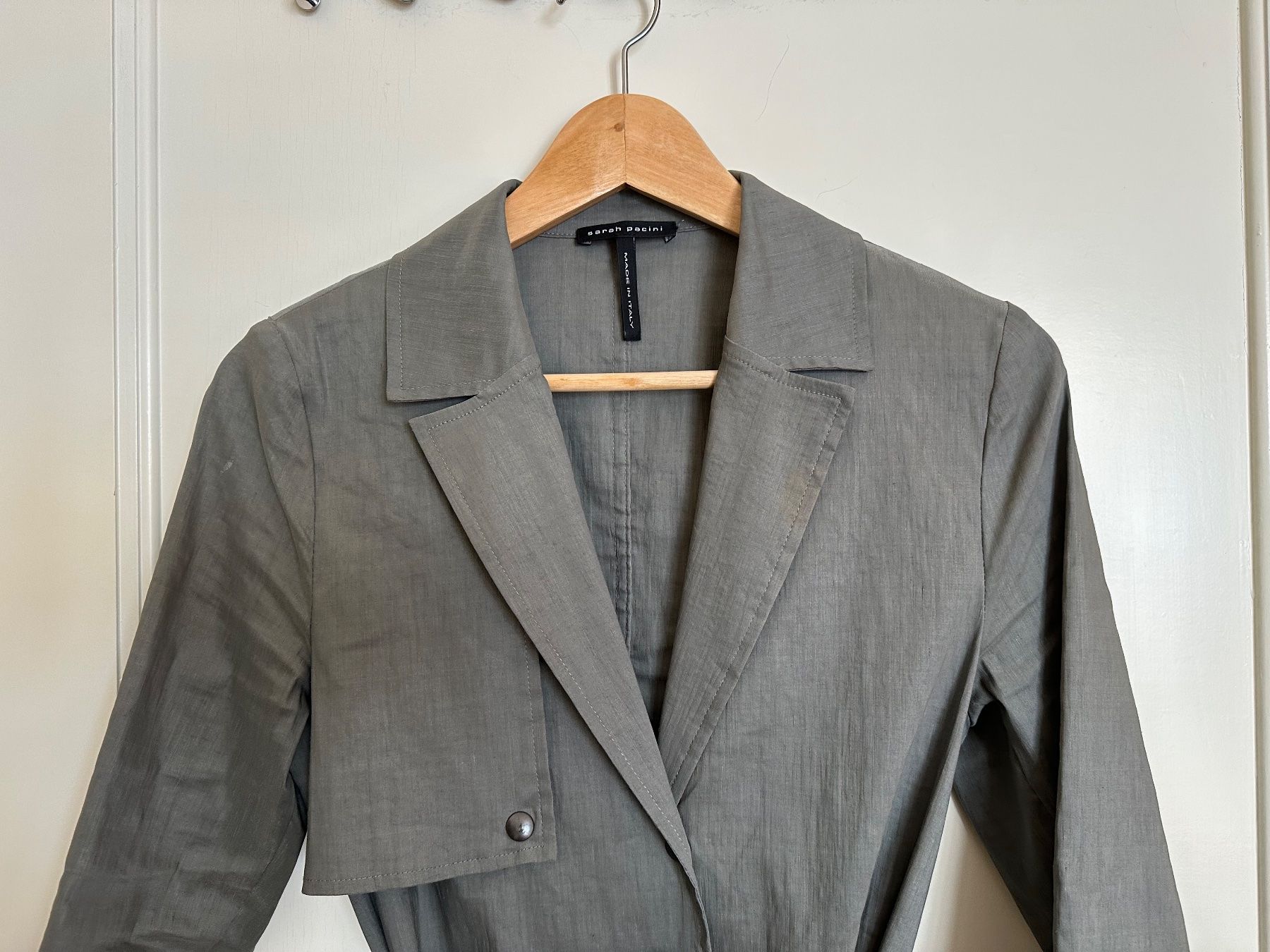 Sarah Pacini Cappotti: Sarah Pacini, manteau léger taille 1 – Usato da Sion venduto da indisherkane