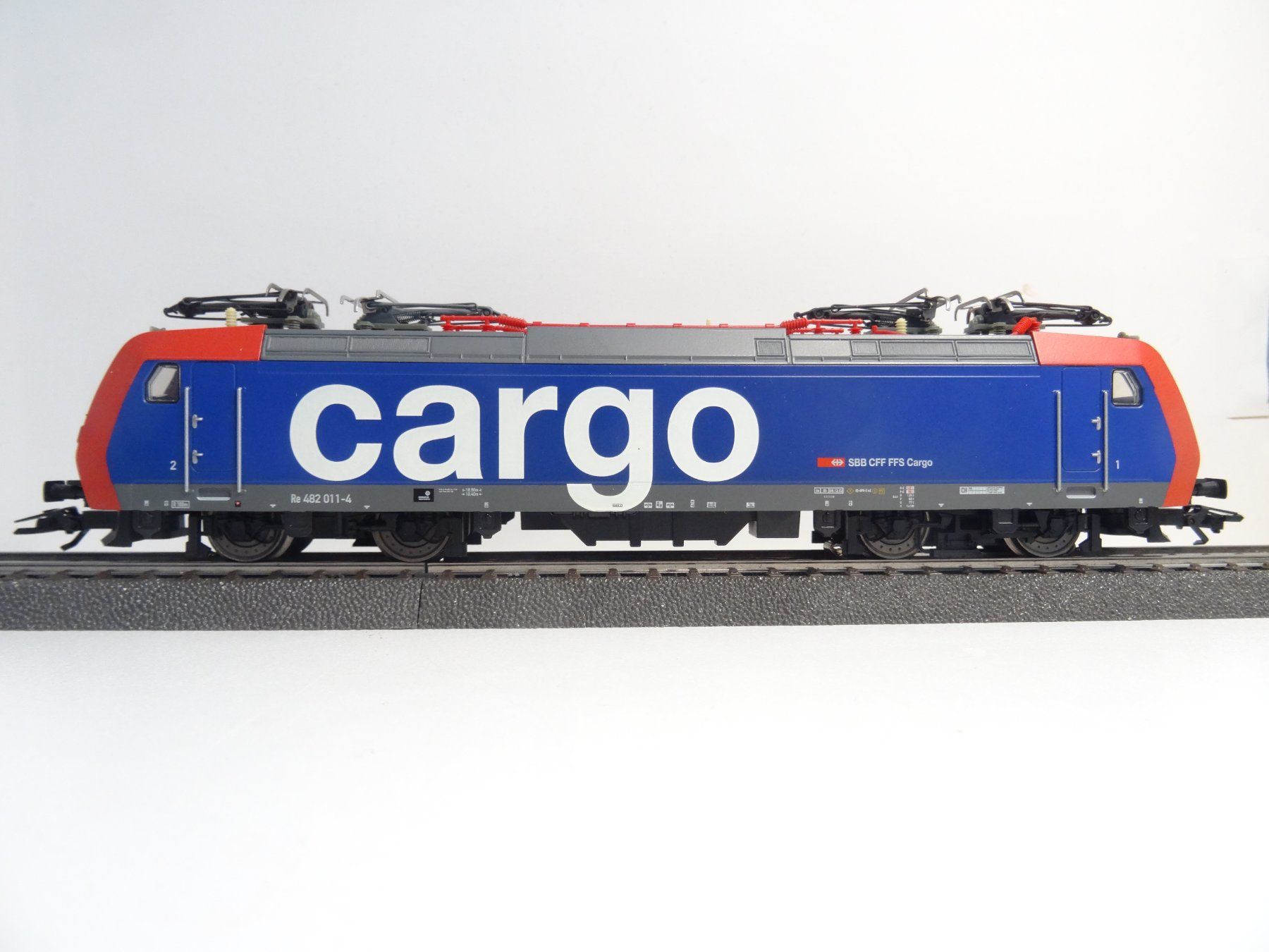 Märklin Modelleisenbahnen: Märklin H0 36851 BR 482 Cargo E-Lok Digi – Neu (gemäss Beschreibung) aus Hochdorf von Teger02 1