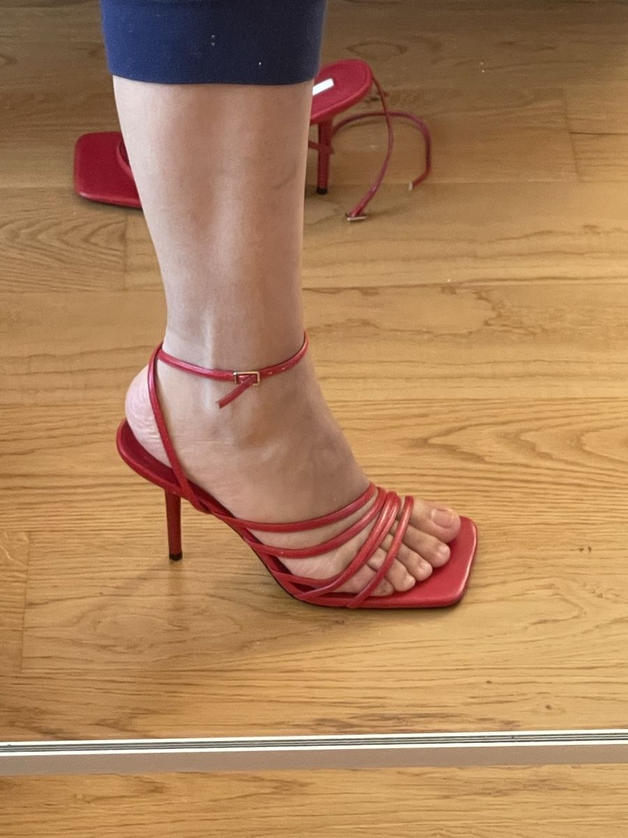 Zara Scarpe da donna: Rote Sandalen von Zara Gr 39 – Nuovo (secondo la descrizione) da Reinach BL venduto da pupa.ball 7