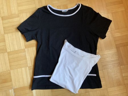 zwei T-Shirts 36/38