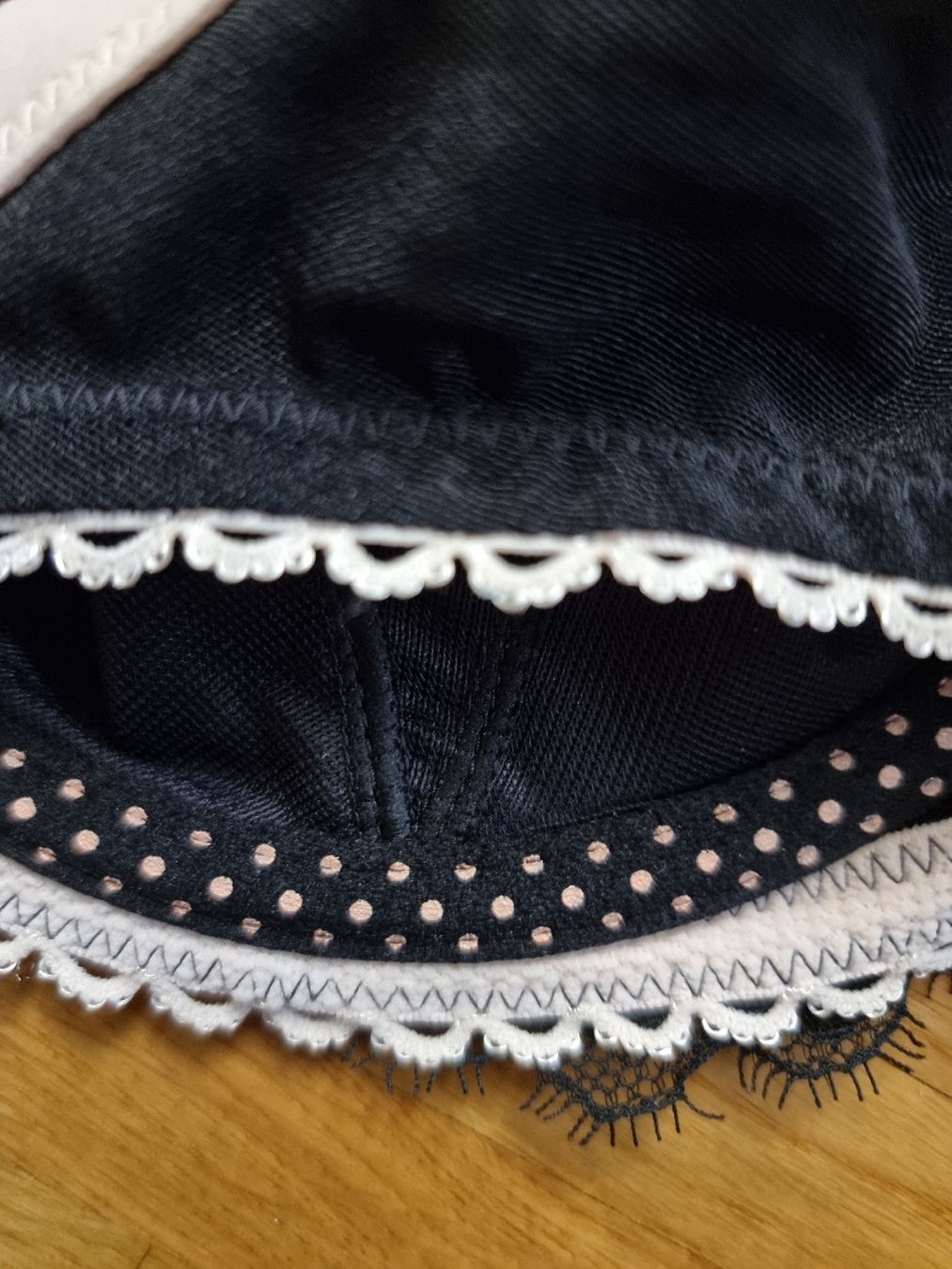 Altra biancheria intima: Soutien gorge noir Marks & Spencer T85C – Nuovo (secondo la descrizione) da Veyrier venduto da Leilazizou 3