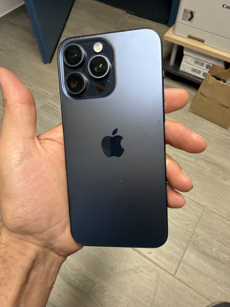 Apple Telefoni cellulari / Smartphones: iPhone 15 Pro Max blau – Nuovo (secondo la descrizione) da Neuhausen am Rheinfall venduto da Golf-GTI 4