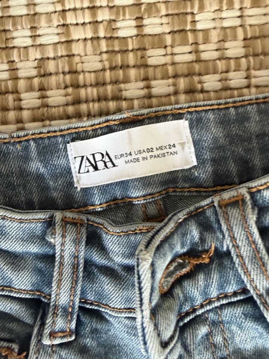 Zara Jeans: Zara Jeans, hellblau, Grösse 34 – Usato da Kriens venduto da Livv7 3