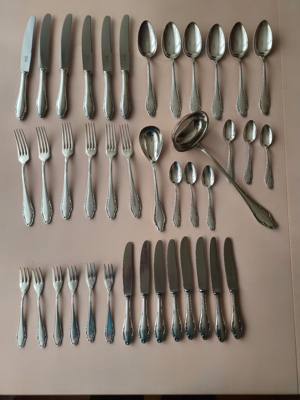 Couverts: Wellner Silberbesteck-Set 38 Teilig – D'occasion à Winterthur par Karat