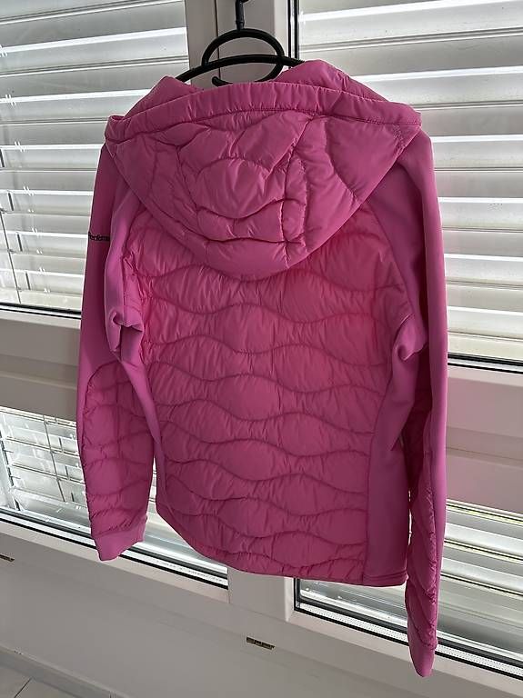 Jacken: PEAK PERFORMANCE Jacke – Neu (gemäss Beschreibung) aus Egg b. Zürich von eve_h8pg 3