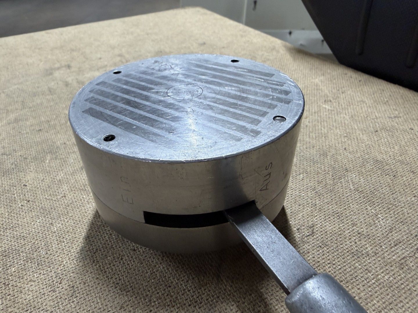 Attrezzi per industria metallurgica: Magnetfutter Schaublin 102-20.072 – Usato da Zuchwil venduto da dragosmd-maschinen 3