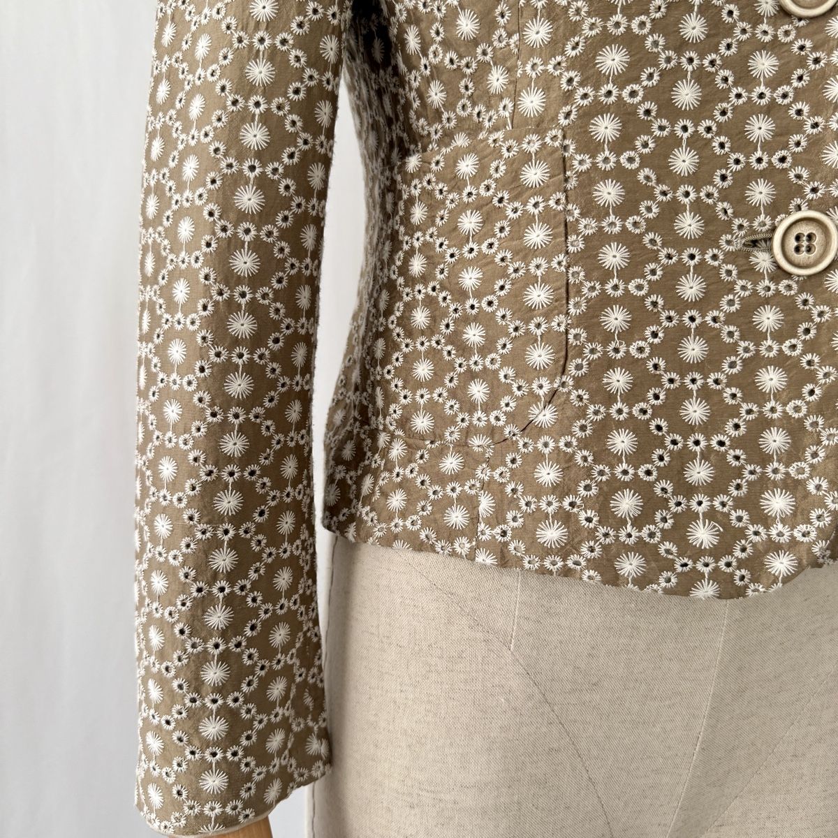 Akris Giacche: AKRIS Silk & Cotton Jacket – Nuovo (secondo la descrizione) da Emmen venduto da Colette-Juliette 2