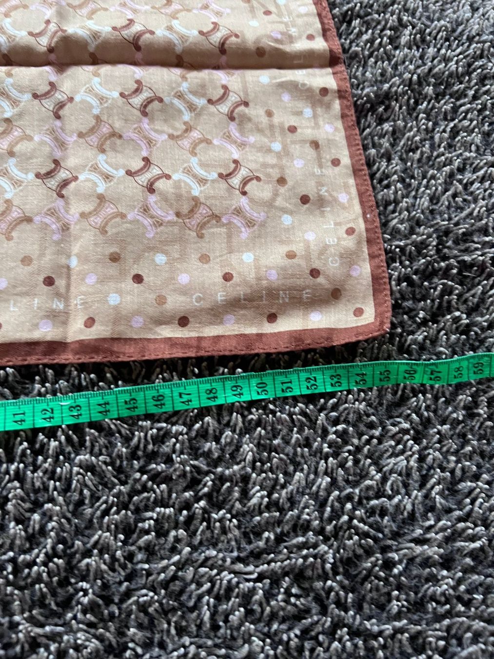 Celine Foulard & Sciarpe: Céline Paris Monogram Vintage Tuch – Usato da Winterthur venduto da Dejv 1