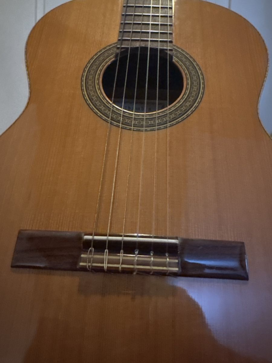 Musikinstrumente: Gitarre Akustik mit Koffer gut erhalten – Gebraucht aus Herisau von Brockinet 4