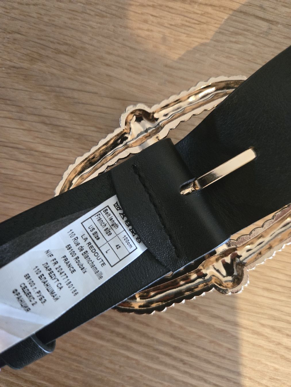 Cinture: Schwarzer Gürtel mit goldener Schnalle, laRedoute – Nuovo (secondo la descrizione) da Dübendorf venduto da Timulka 1