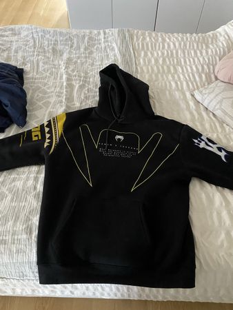 Kapuzenpullover Tekken 8 Venum  Grösse L Neu