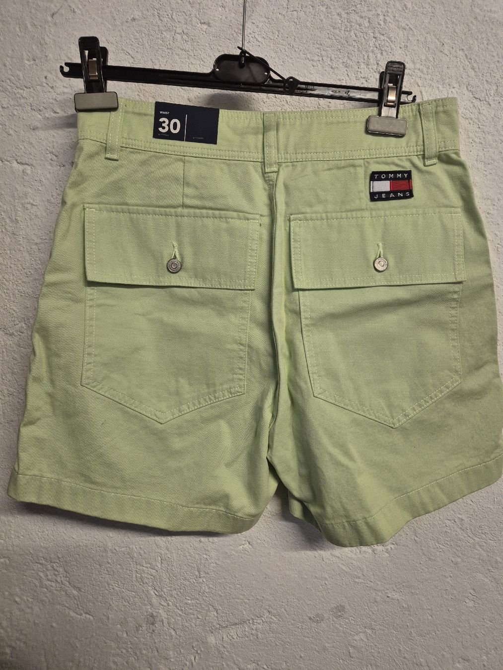 Tommy Hilfiger Hosen: Tommy Hilfiger Shorts Gr.30 neu – Neu (gemäss Beschreibung) aus Thalwil von Briscolina 1