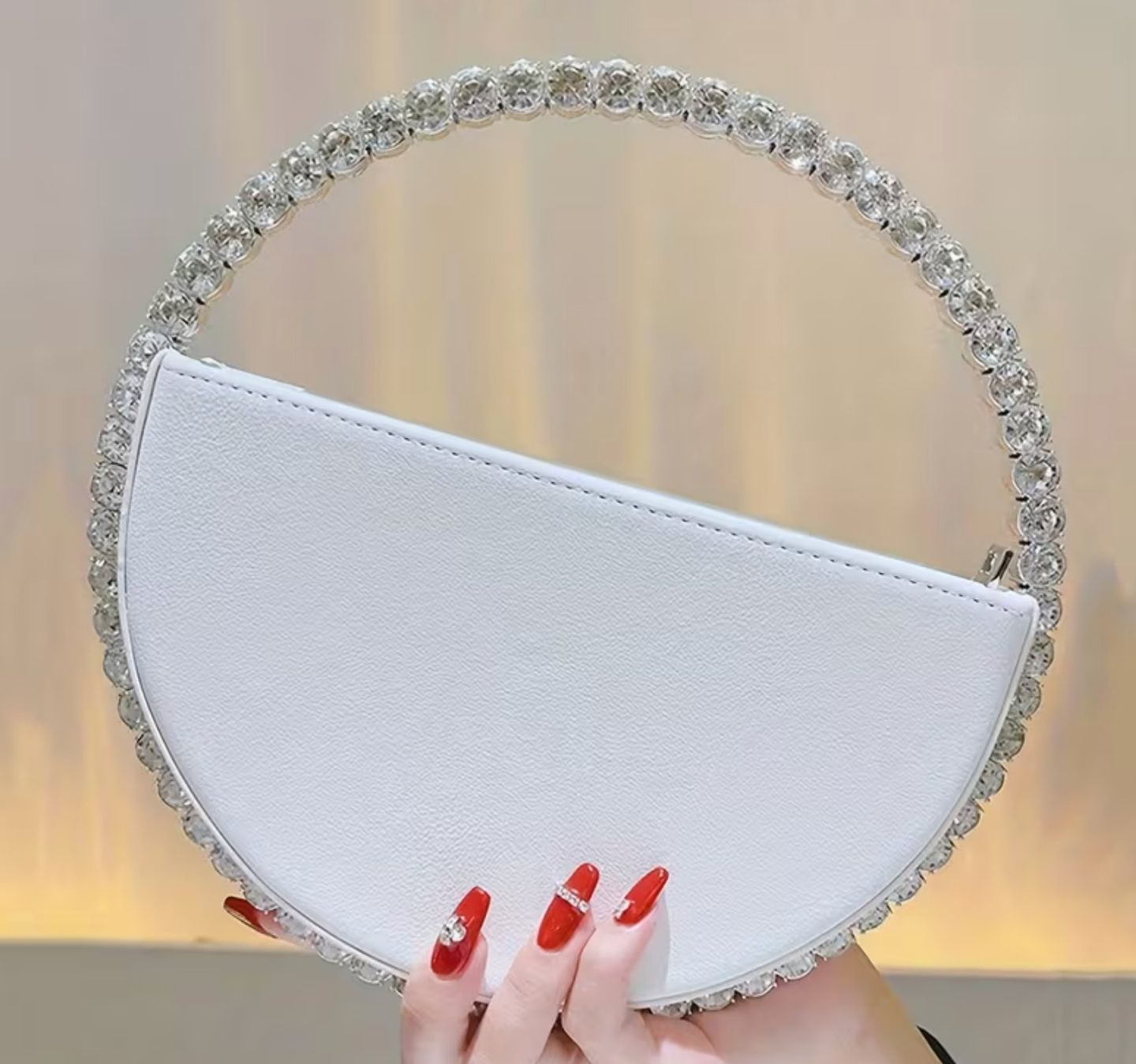 Borse da donna: Elegante Halbmond-Handtasche mit Strassgriff – Nuovo e nell'imballaggio originale da Reinach BL venduto da Deinfashion 8