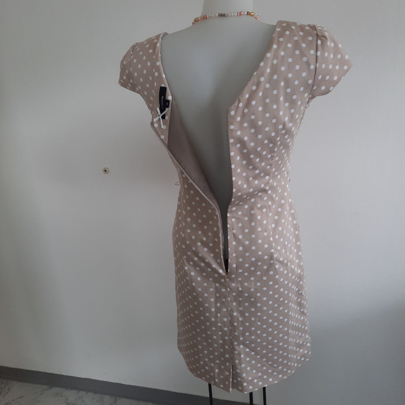 Comma Robes: COMMA, SCHÖNES SOMMERKLEID, GR. 34 – D'occasion à Hinwil par Wuschi40 3