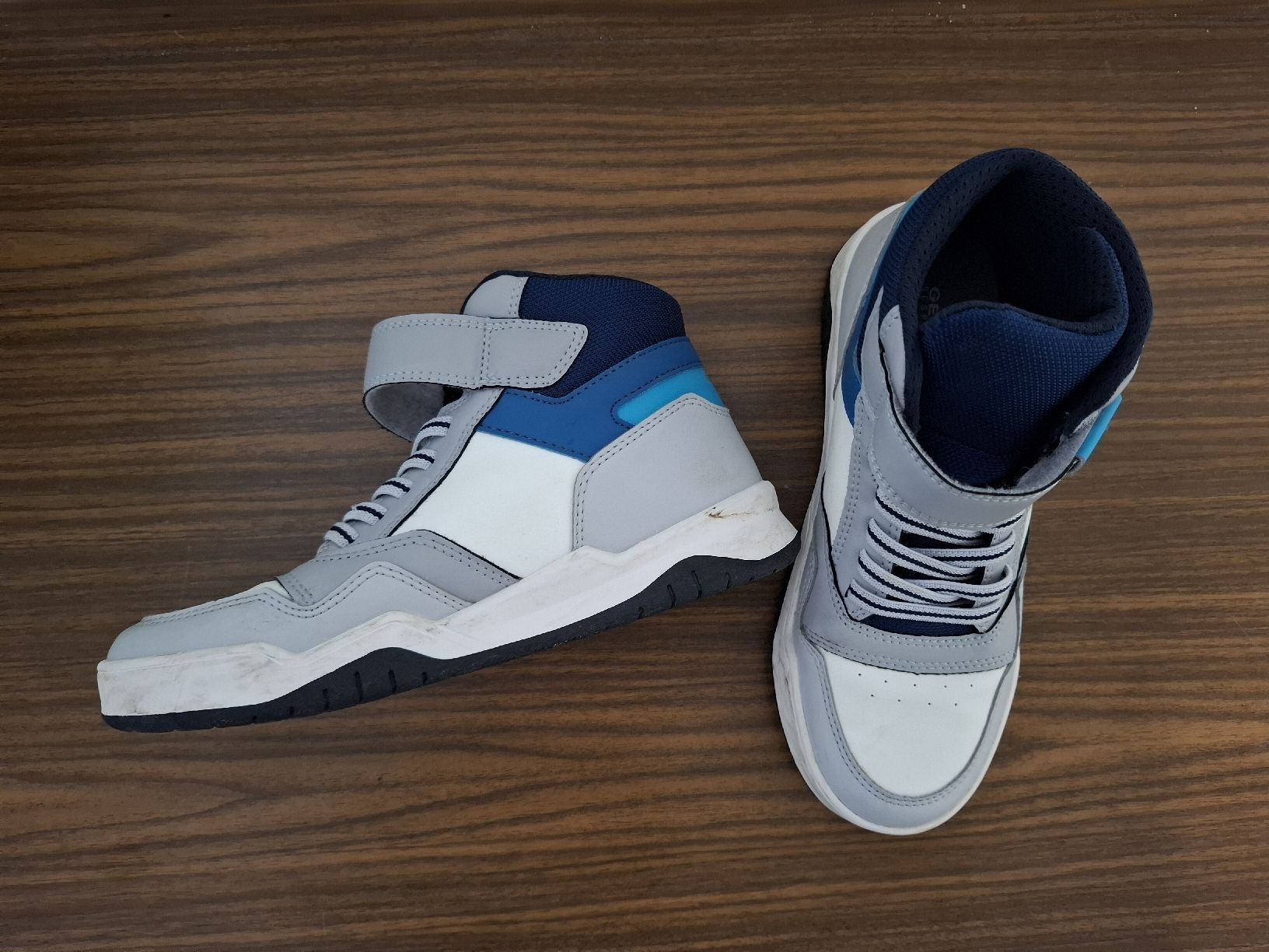 Geox Scarpe per ragazzi: Sneaker 36 – Usato da Winterthur venduto da Simime 1