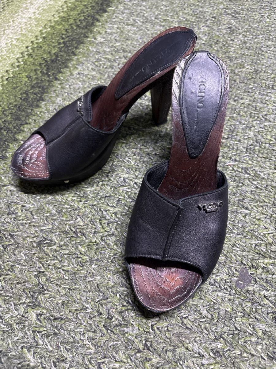Scarpe da donna: Pantoletten Vicino Hand made Y2K Leder – Usato da Bern venduto da LoveVintageY2K 2