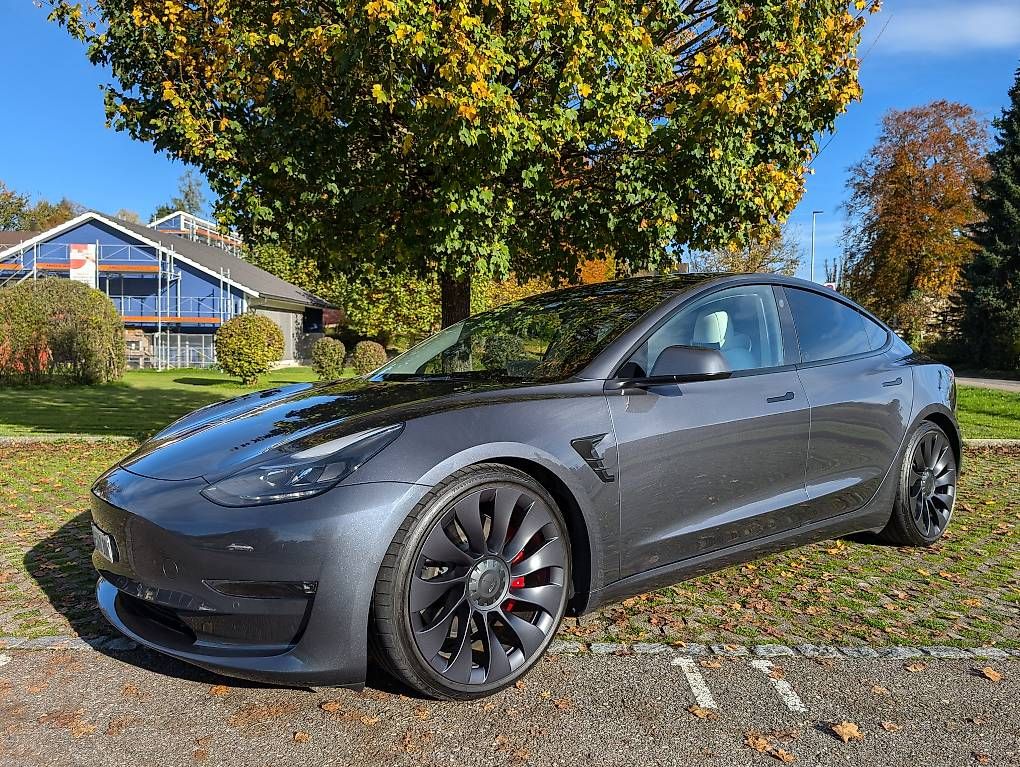 Automobili: *** Tesla Model 3 *** – Usato da Oetwil a.d. Limmat venduto da 123you_and_me